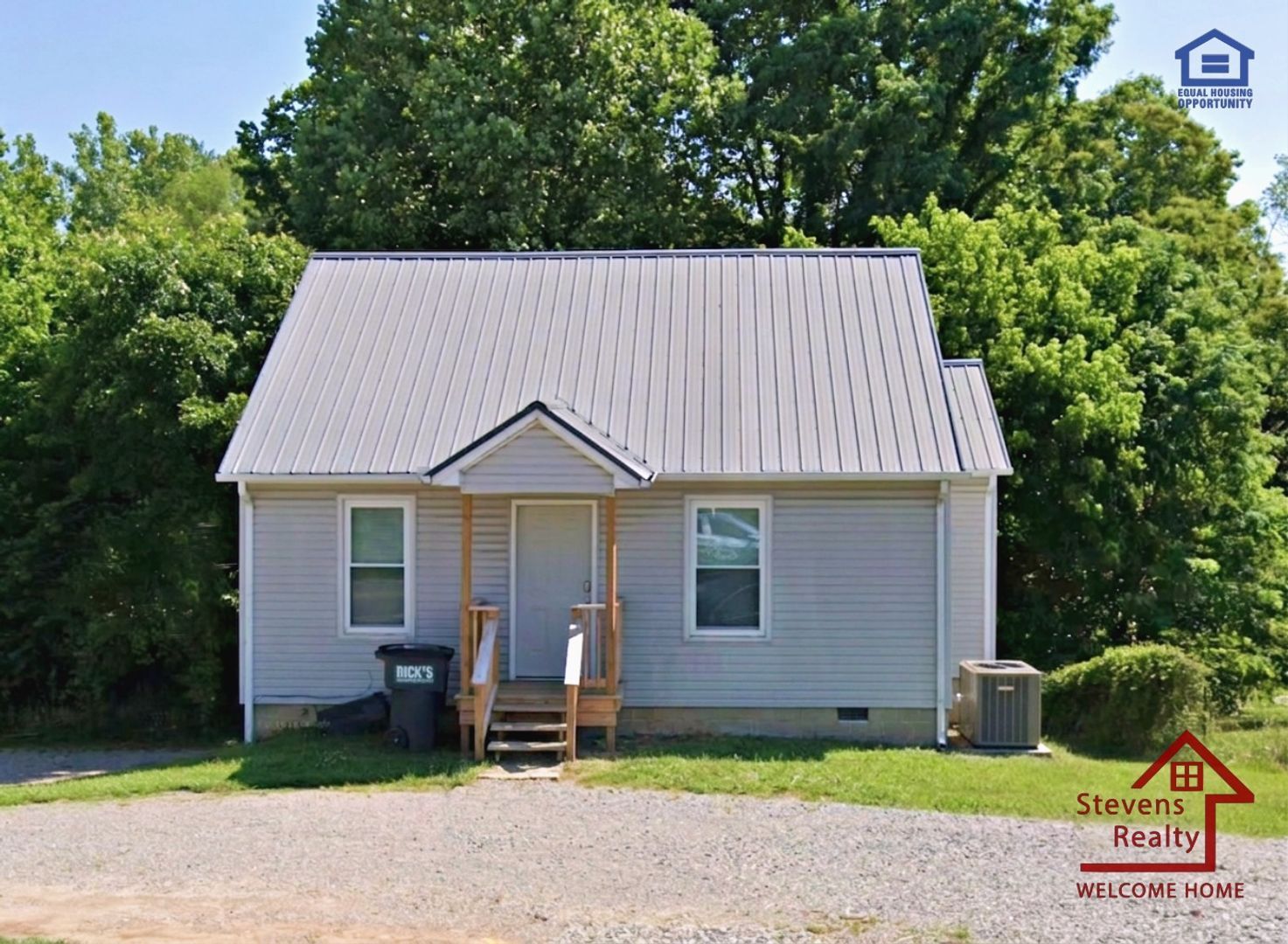 1827 W Broad St – photo 1