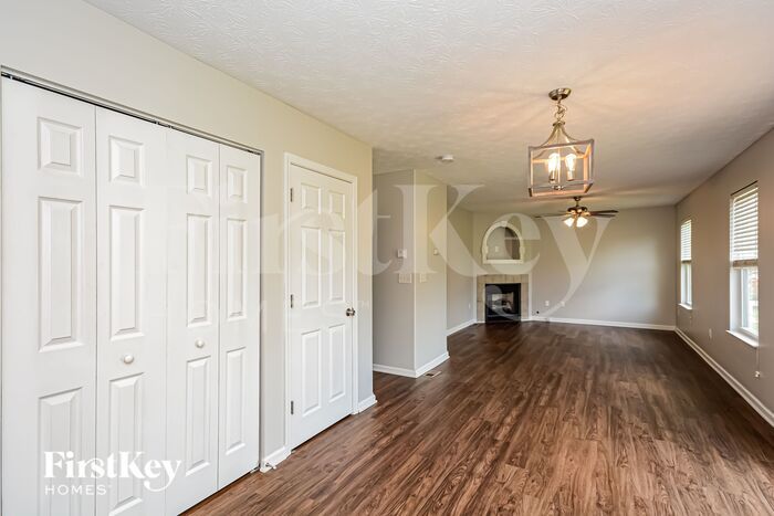 1106 Linford Cir – photo 4