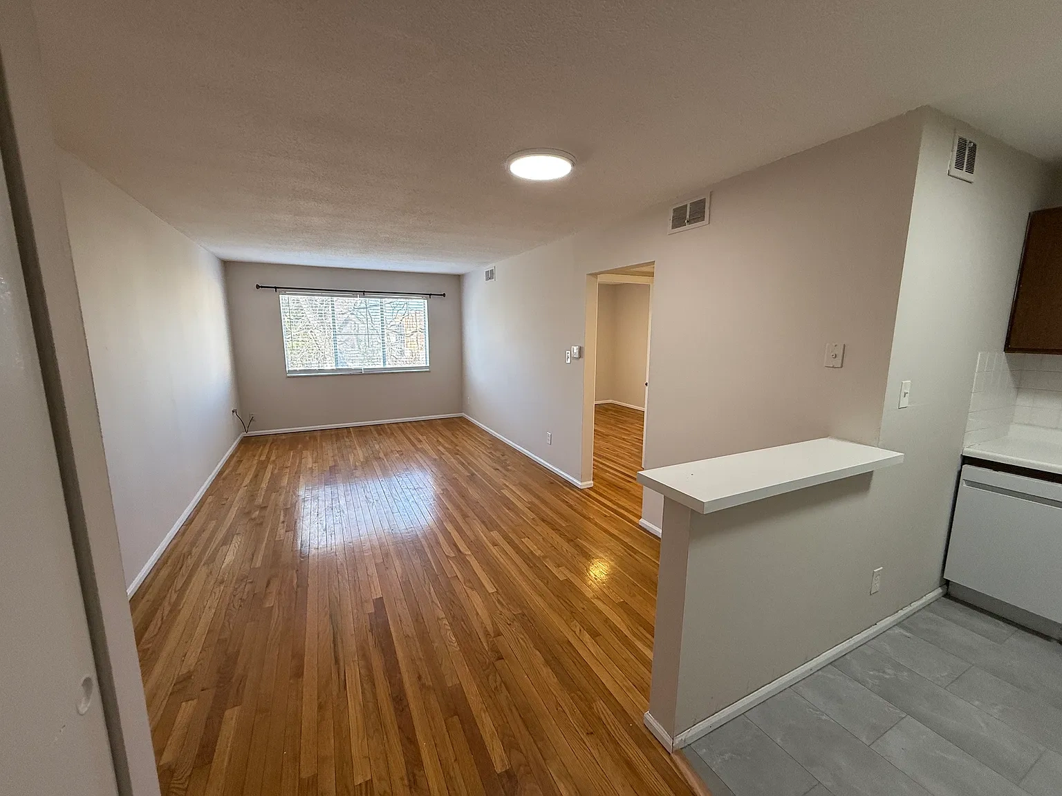 7323 Hoover Ave – photo 4