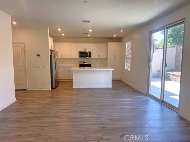 1014 W Buttercup Ln – photo 5