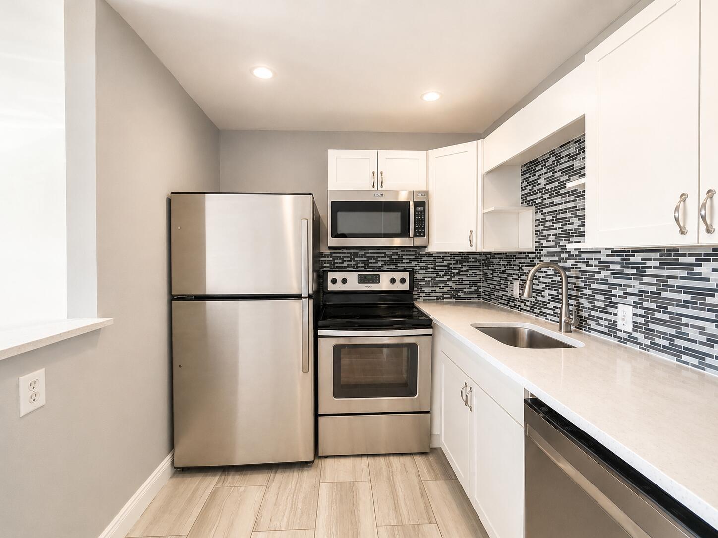 119 Sussex E unit 119 – photo 5