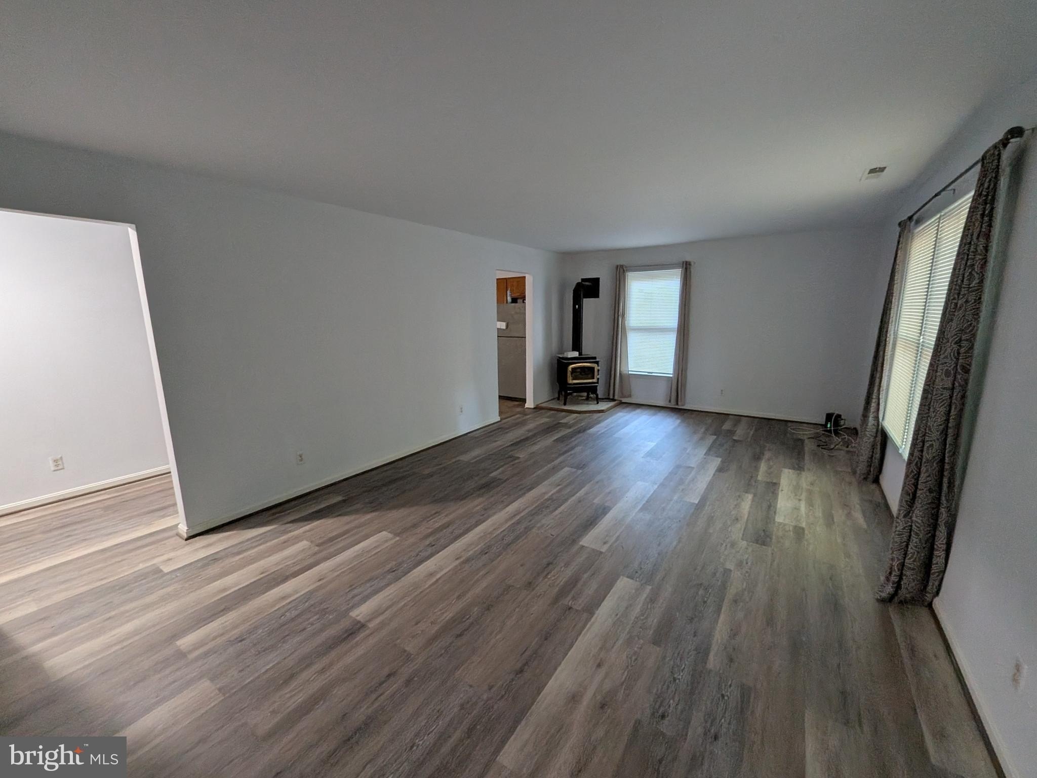 627 Davol Rd – photo 2