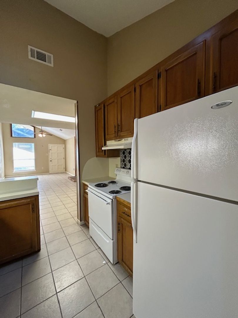 12784 Brogdon Ln unit 12784-H – photo 5