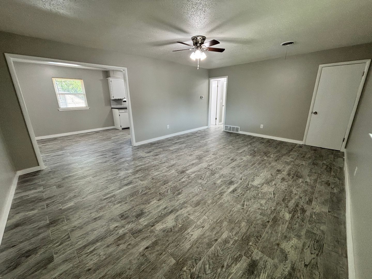 301 N University Dr unit 12 – photo 1