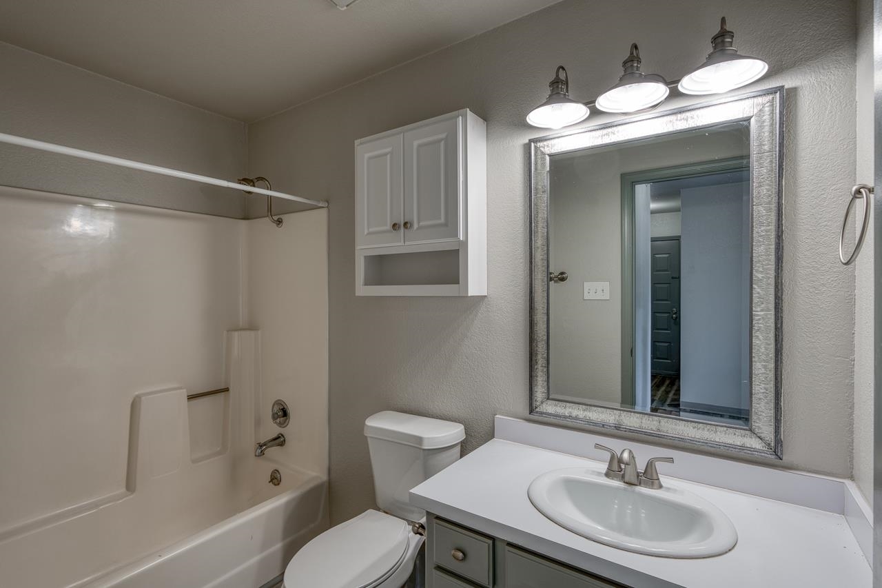 906 Hi Cir N – photo 2