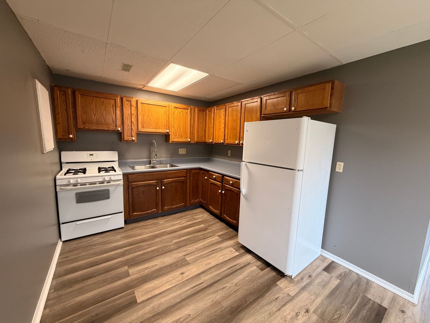 720 7th St unit 718 – photo 2