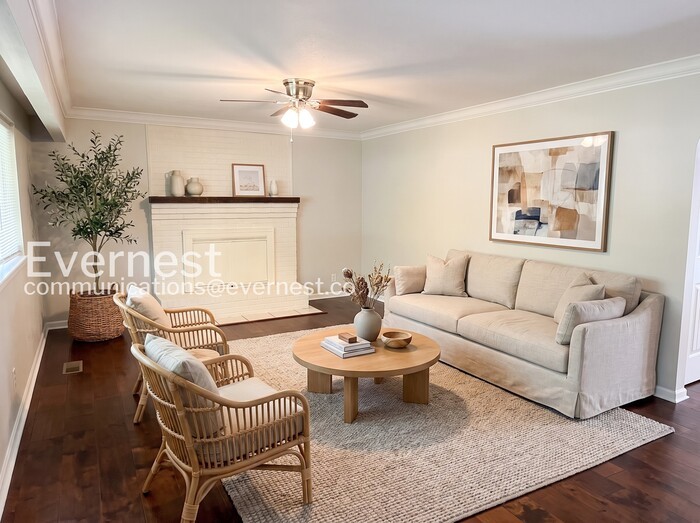 5526 Crestview Dr – photo 4