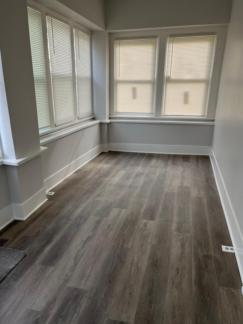 11578 S Perry Ave – photo 2