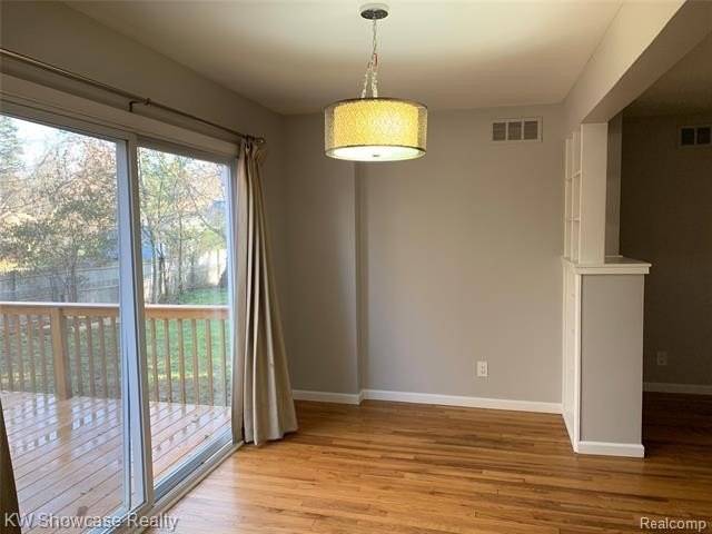 2050 Wycliffe Ave – photo 4