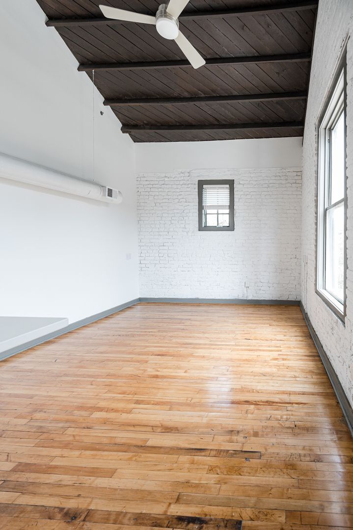 1809 E Franklin St unit 6202 – photo 2