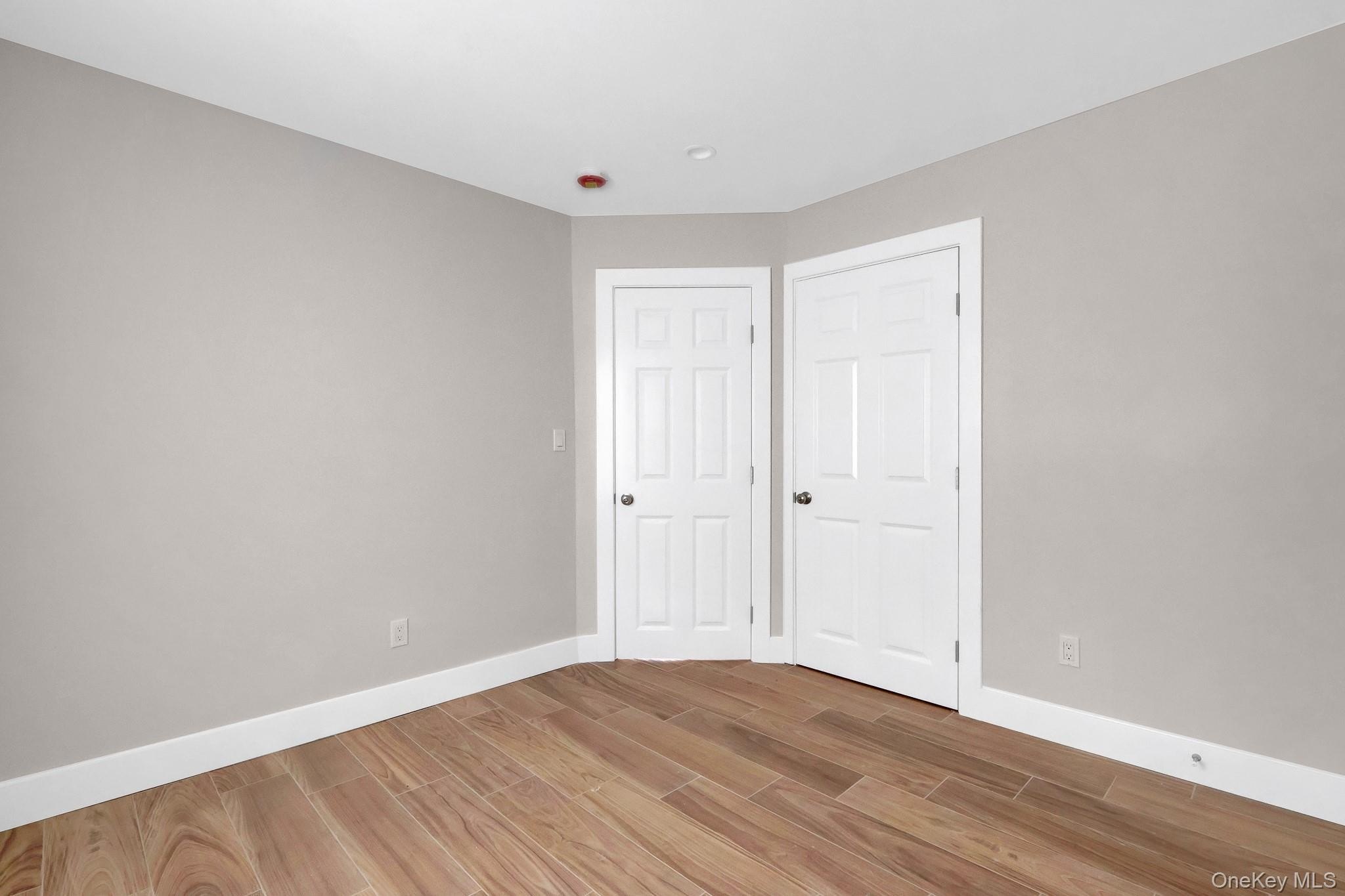 295 Bergen Ave – photo 4