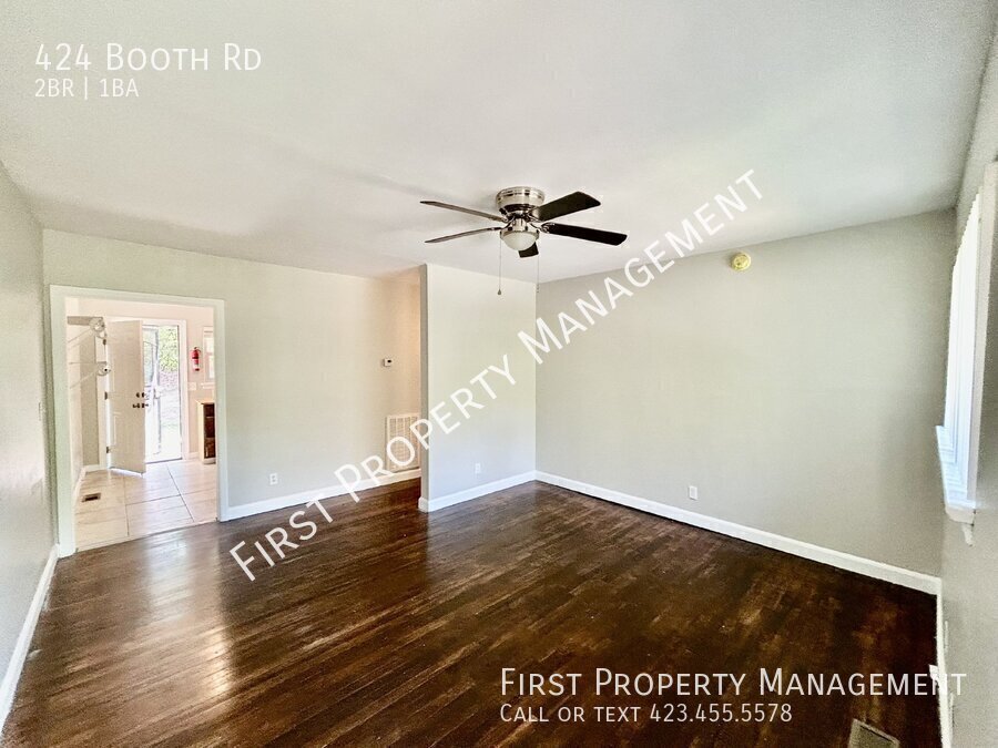 424 Booth Rd – photo 3