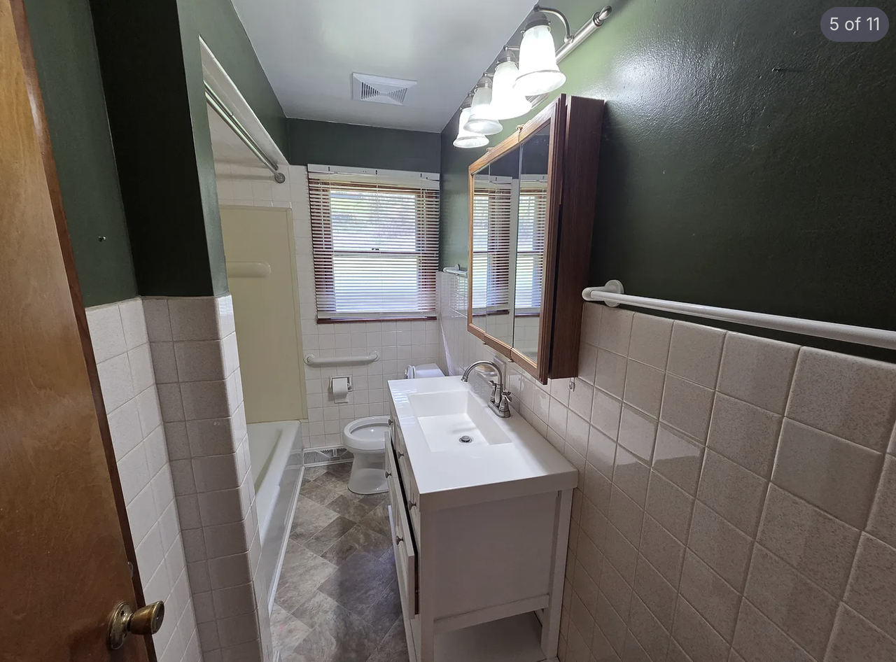 219 Sunset Dr unit NA – photo 3