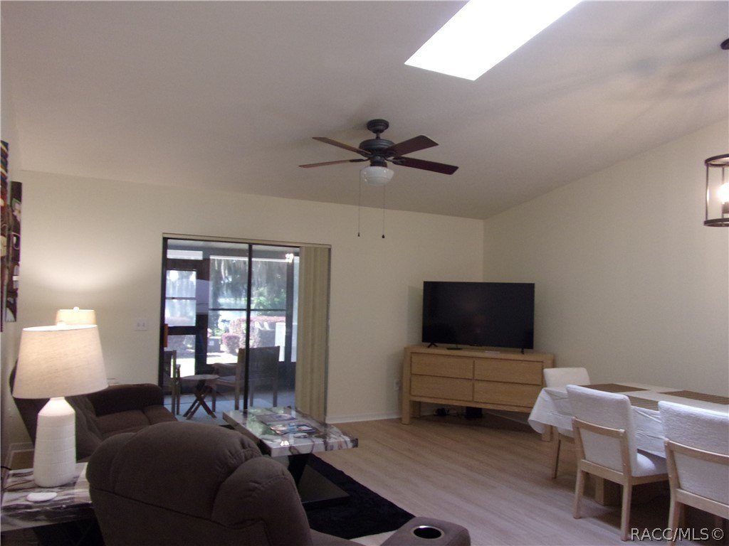 876 Pritchard Island Rd – photo 3