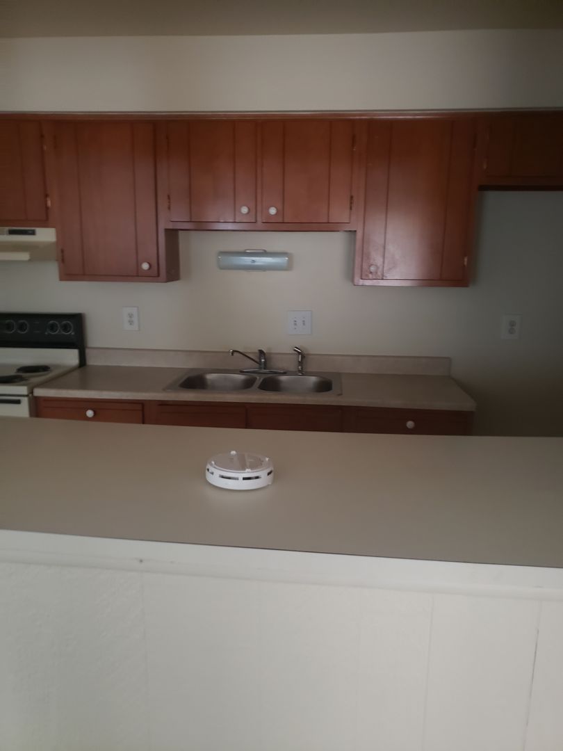 892 Mohawk Trail unit 892-2 – photo 3