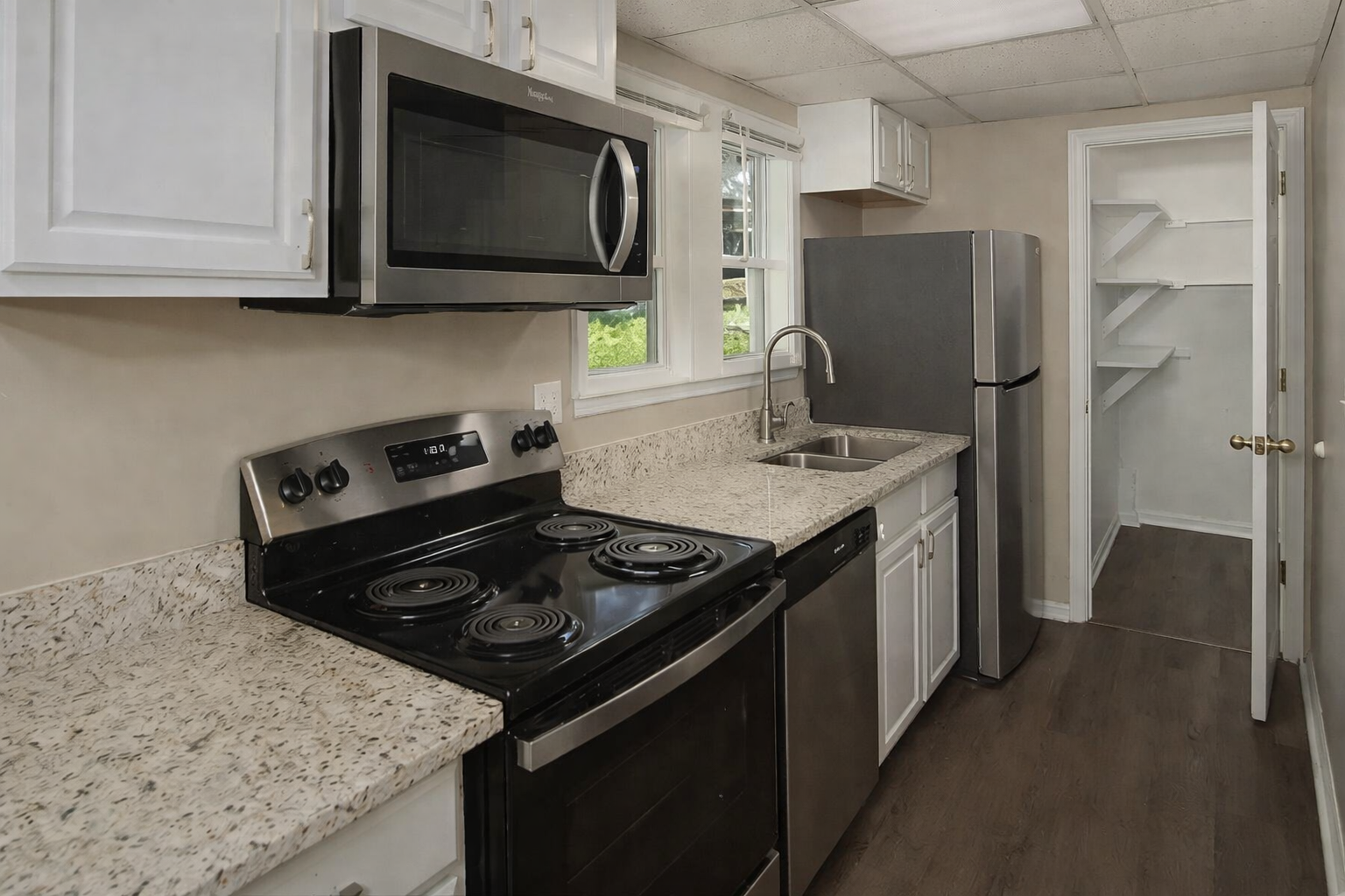 471 E Montgomery St unit A – photo 2