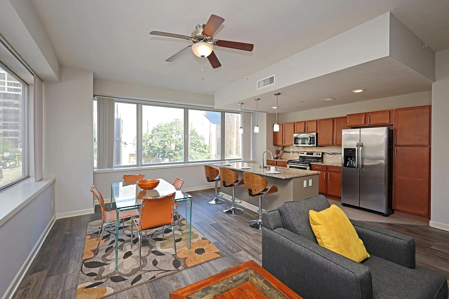 Residences at 1717 – photo 5