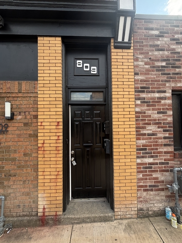 809 Broadway Ave unit 2 – photo 3