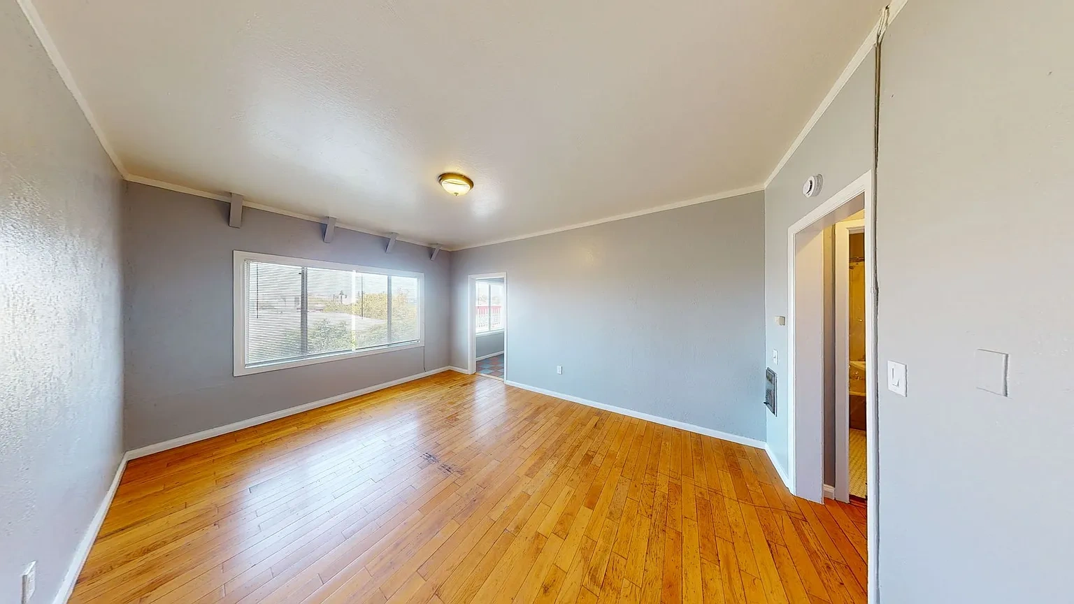 3401 International Blvd – photo 5