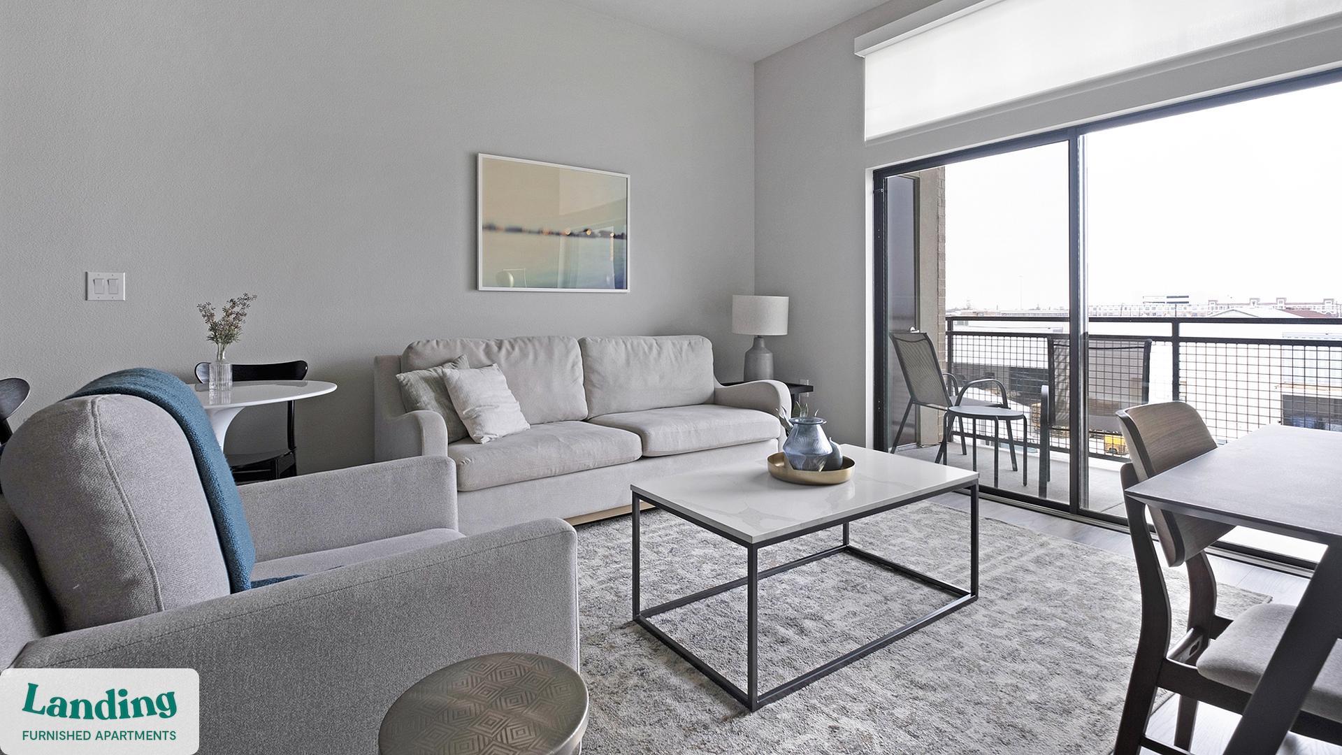 1215 Sawyer St unit 306 – photo 2
