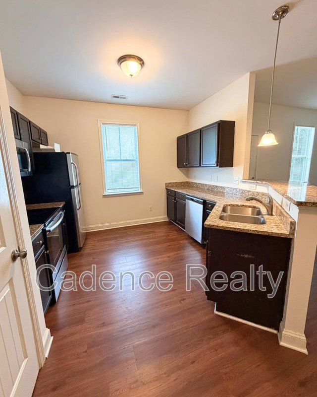 4908 Maple Ave – photo 4