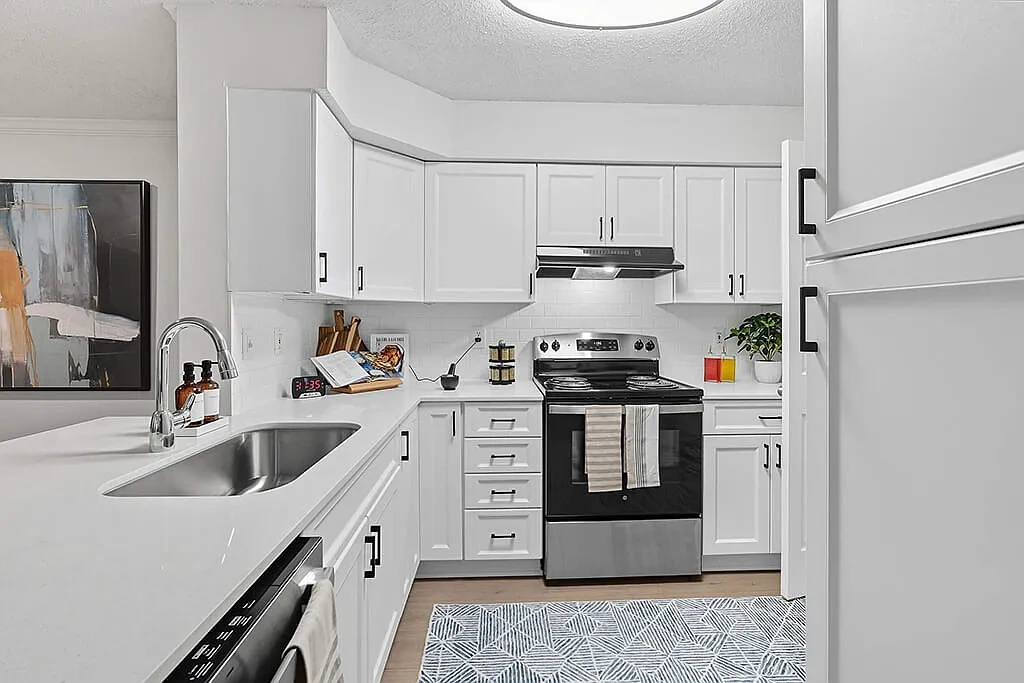 Chroma Park Apartments – photo 1