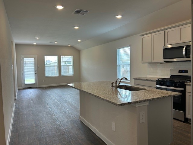 311 Darwin Pl – photo 3