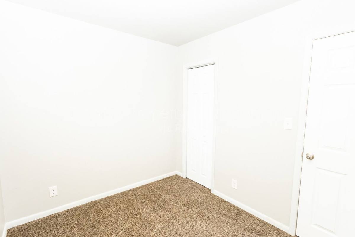 5200 Fagan St – photo 5