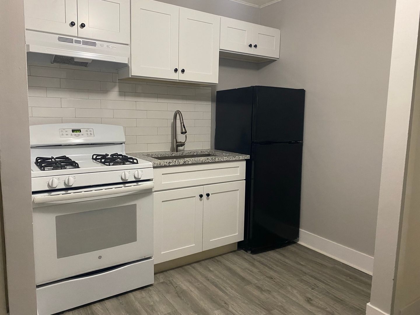 611 E 151st St unit 611-4 – photo 3