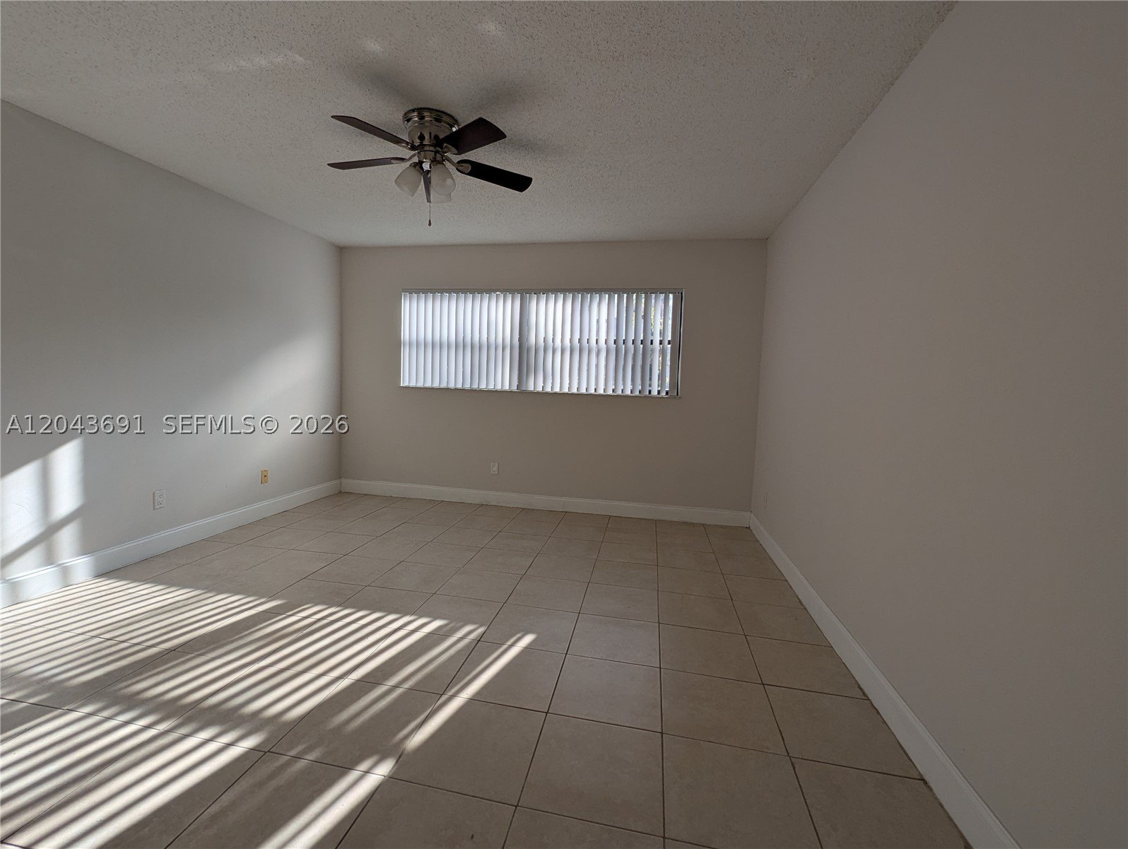 7502 NW 33rd St – photo 3