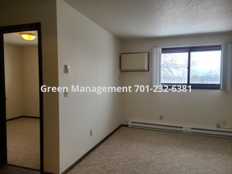 2333 20 1/2 Ave S – photo 3