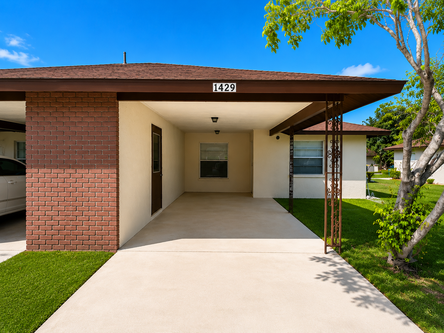 1429 22nd Ave E – photo 2