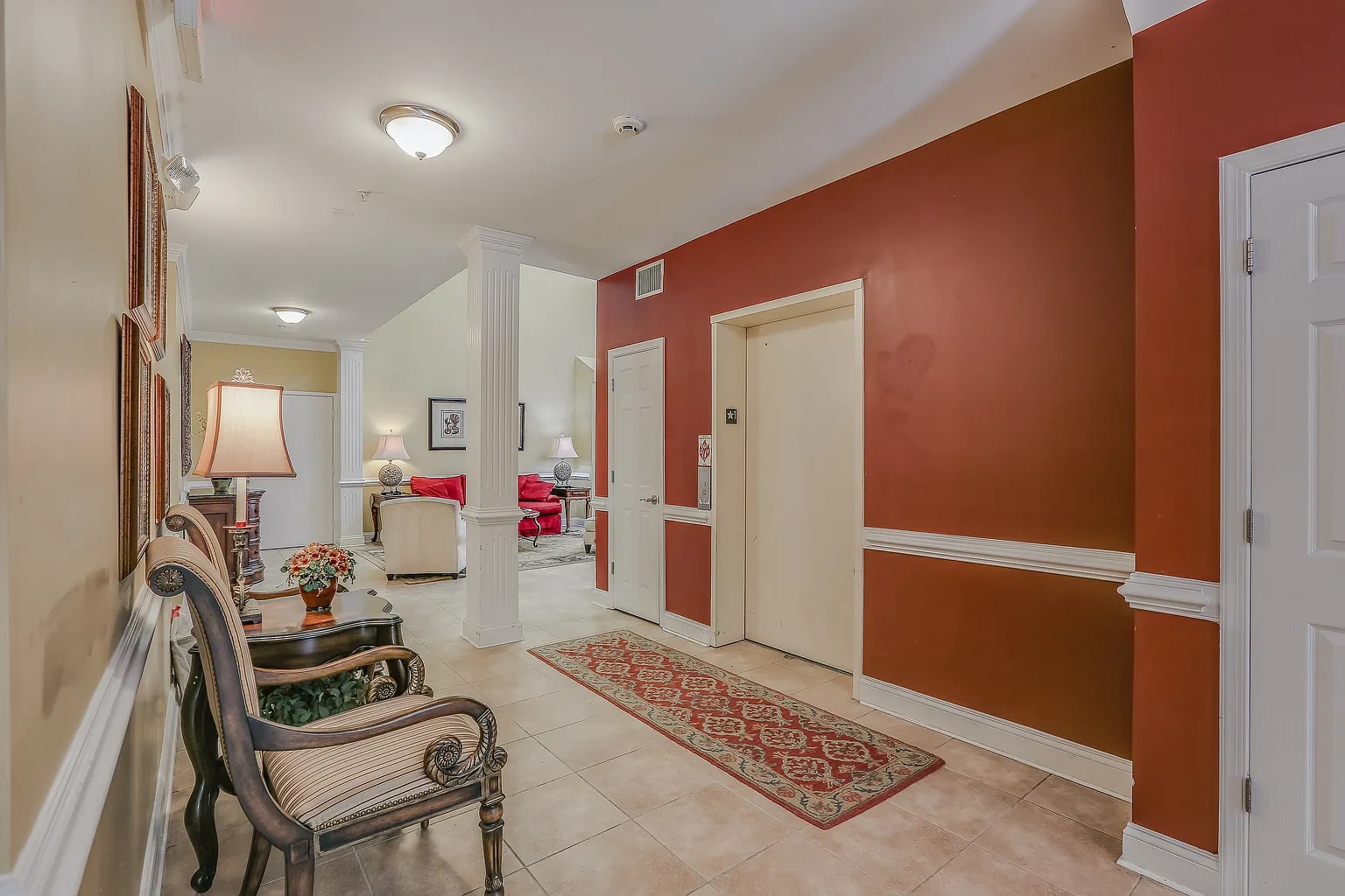 Sunstone Apartments – photo 4