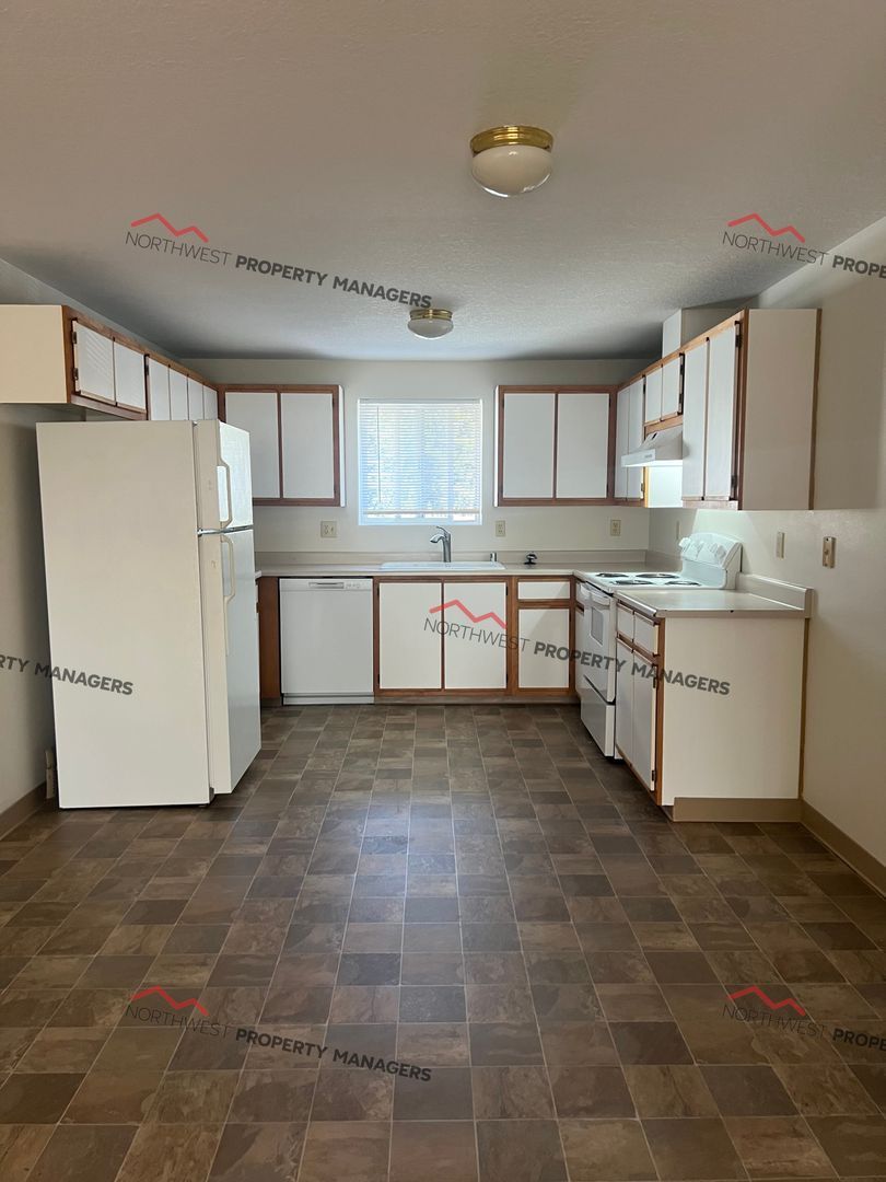 1451 N Goerig St unit 1455-2 – photo 5