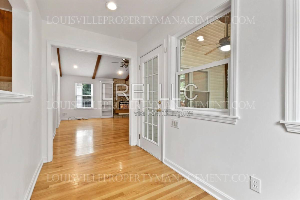 959 McKinley Ave – photo 5