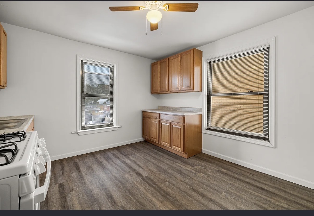 62 Maytide St unit Unit 2 – photo 1