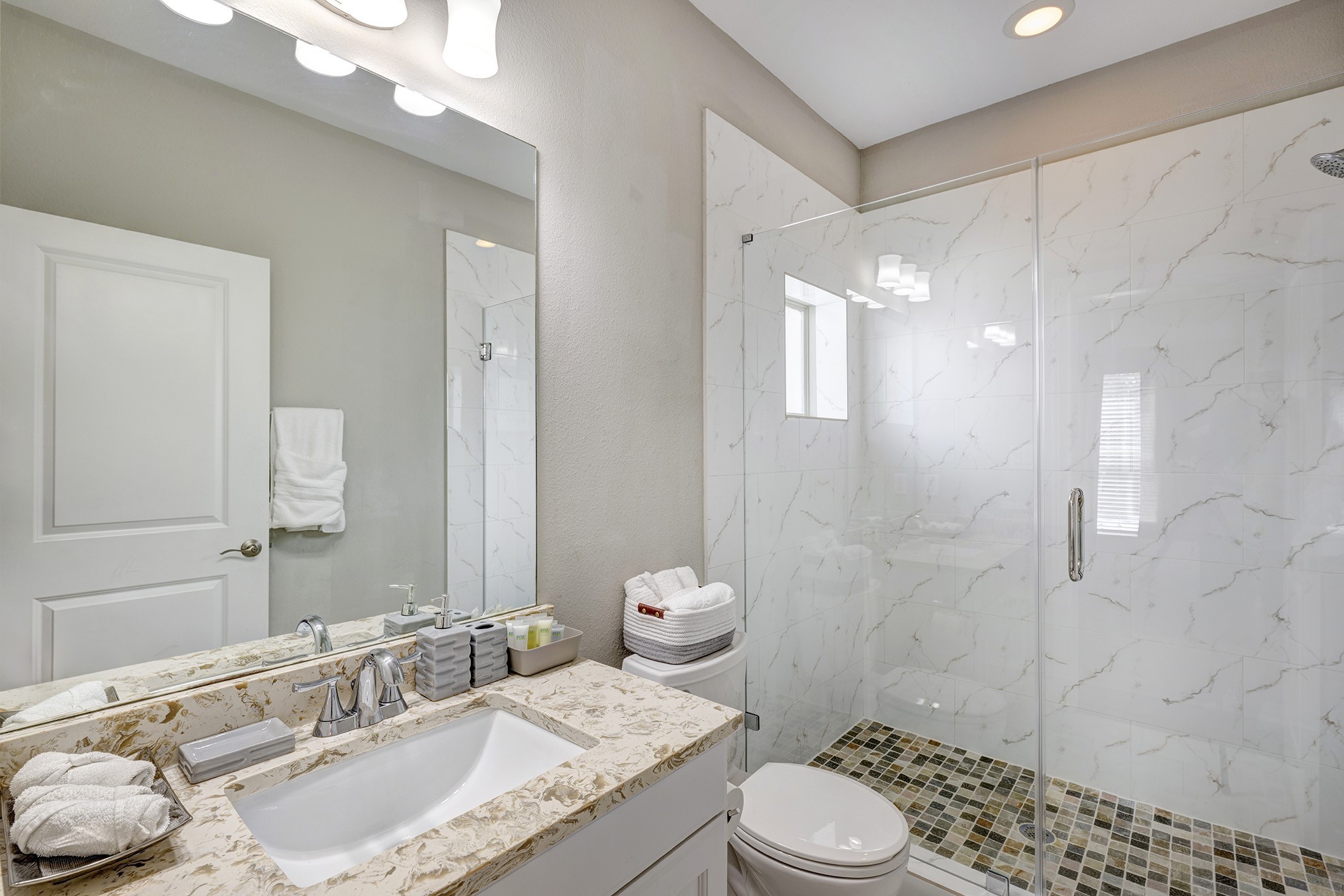 917 W 17th St unit A – photo 4