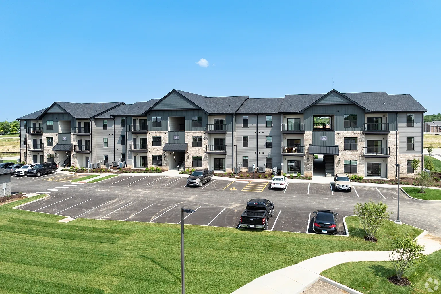 Latitude 38 – photo 5