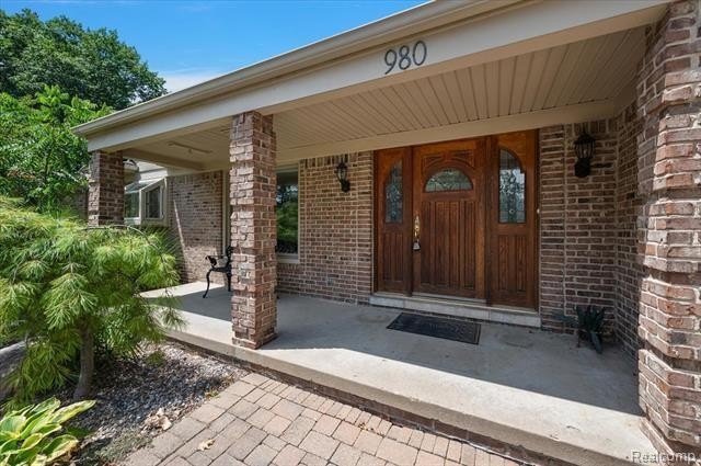 980 Sandhurst Rd – photo 3