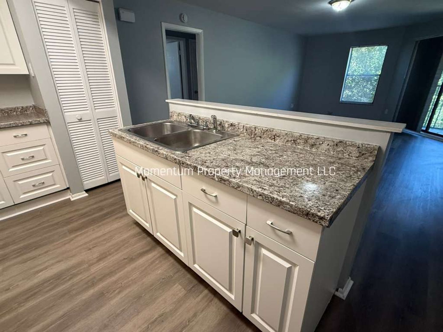 198 N Fernwood Ave unit 2 – photo 3