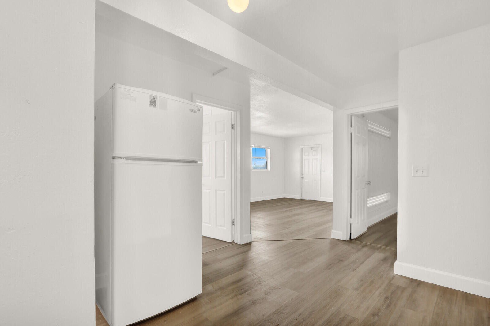 2701 Avenue E – photo 3