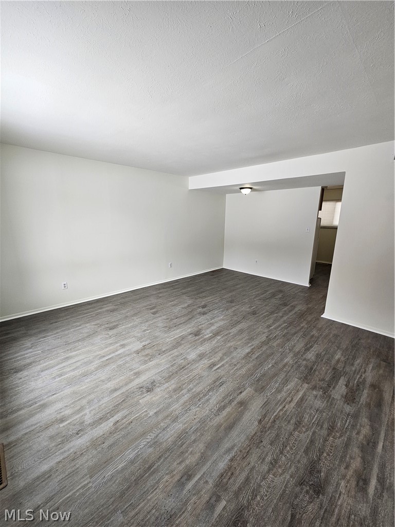 111 E Sprague Rd – photo 2
