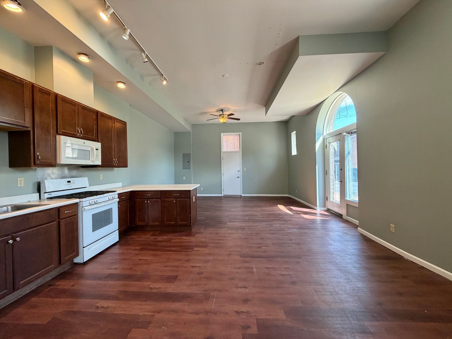 3901 Folsom Ave unit 3901 – photo 1