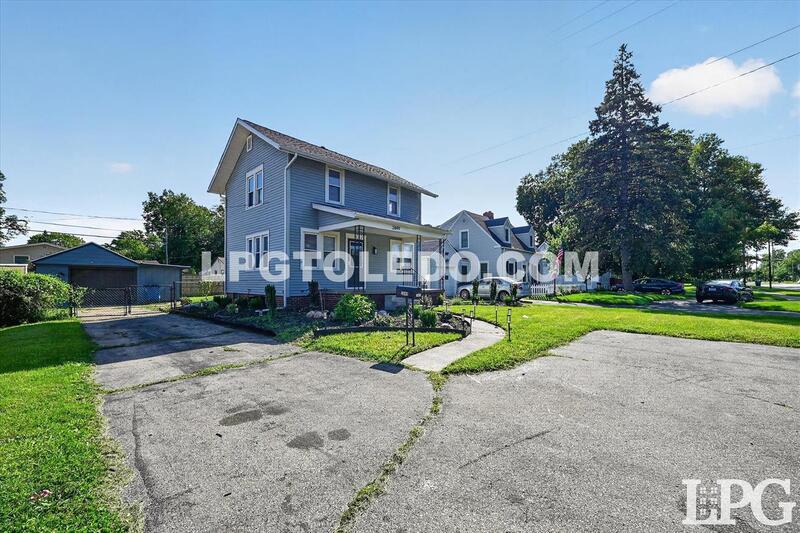 2849 W Laskey Rd – photo 2
