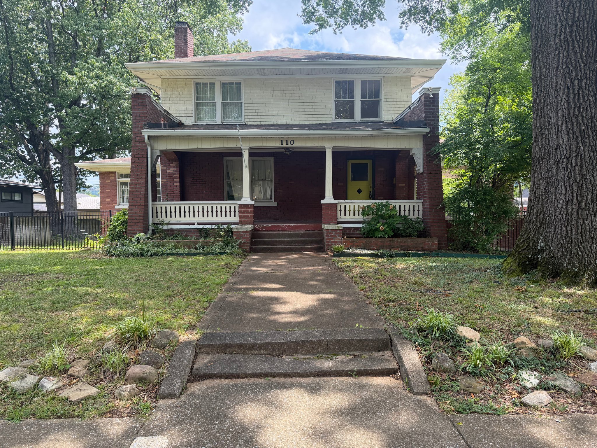 110 Morningside Dr – photo 1