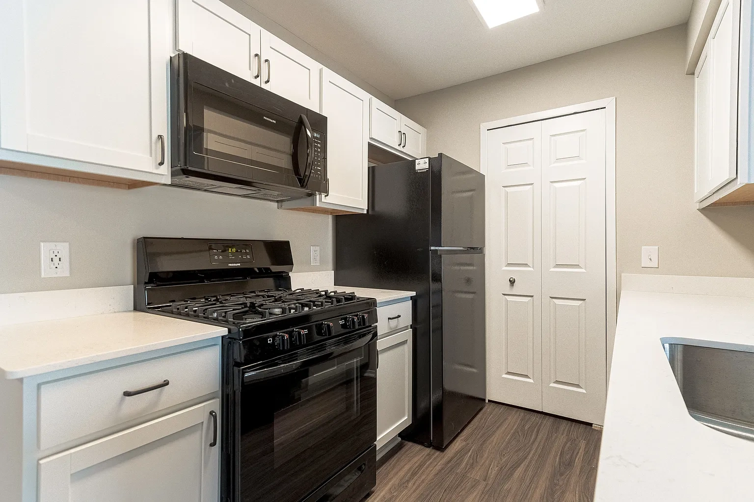 Bristol Square and Golden Gate Apartments – Floor plan