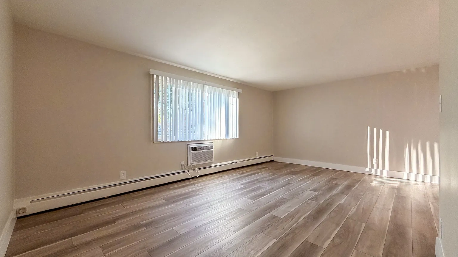 Valley York Apartments – photo 2