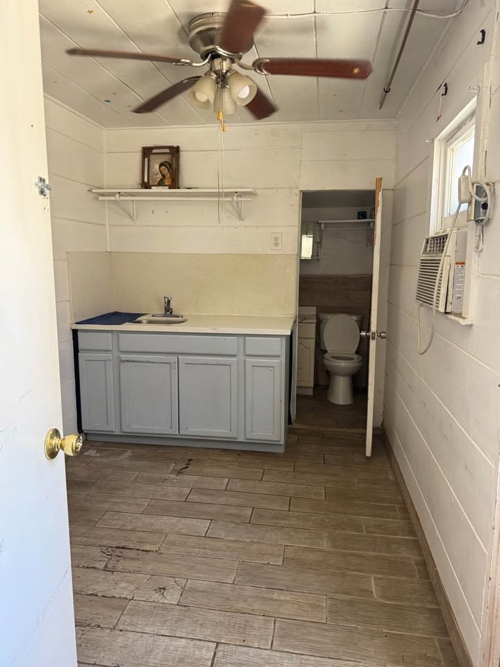 982 S Myrtle Ave – photo 1