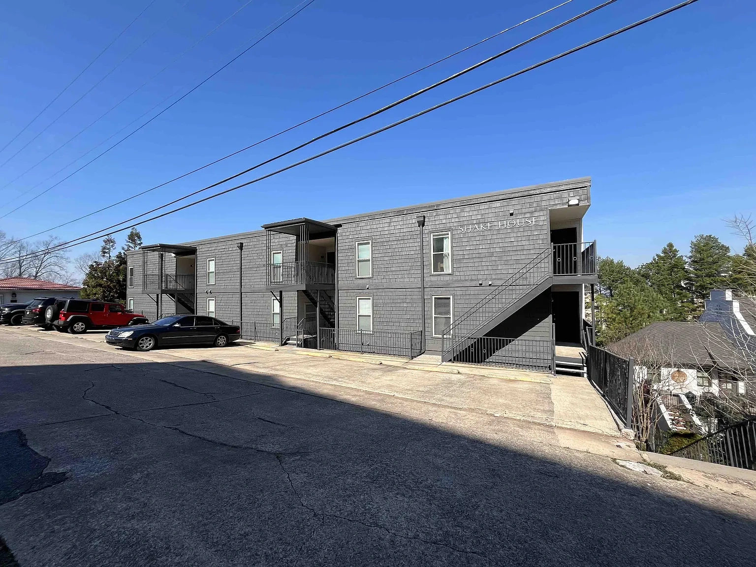 Shake House – photo 4