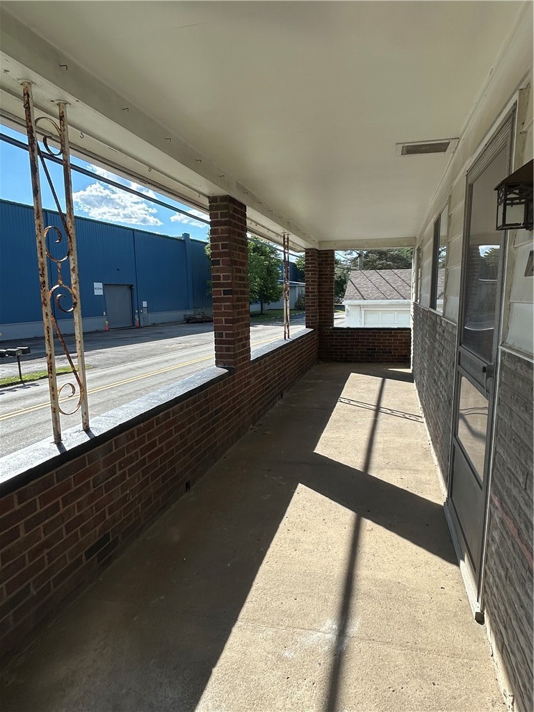 745 Manifold Rd – photo 2